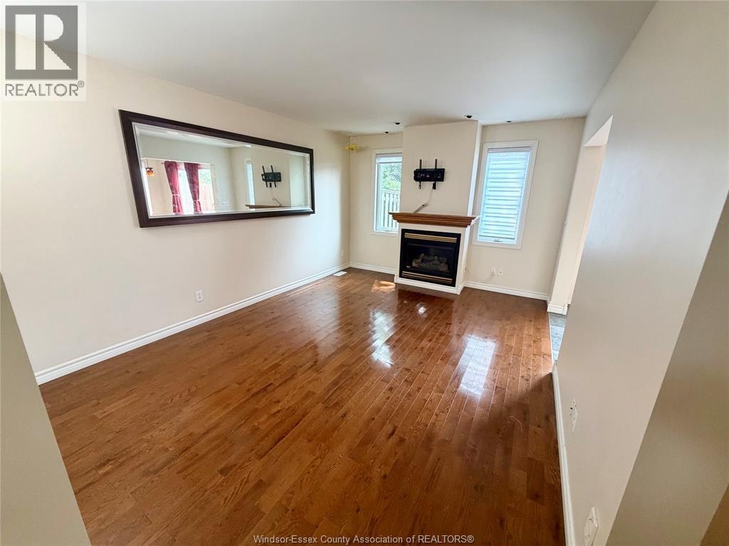 1484 Border, Tecumseh, ON, N8N 4Y8 - 5