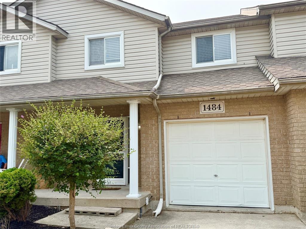1484 Border, Tecumseh, ON, N8N 4Y8 - 2