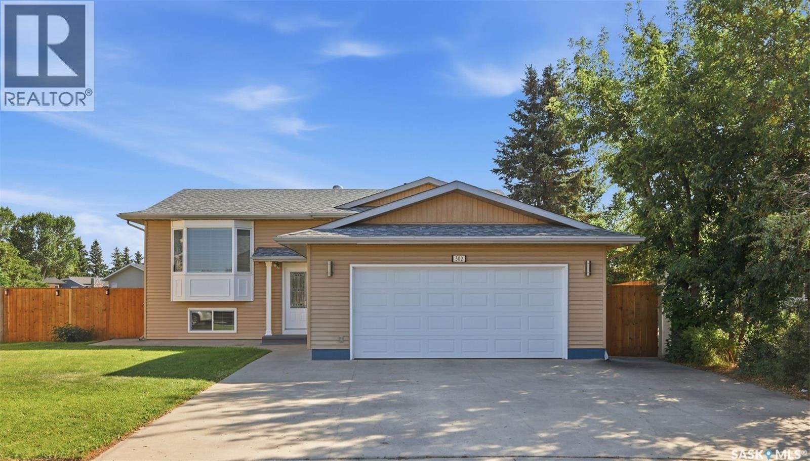 302 Nixon Crescent, Saskatoon, SK, S7L 7G1
