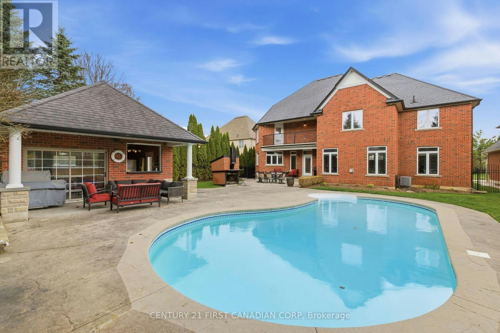2-7222 Clayton Walk, London, ON, N6P 1W1