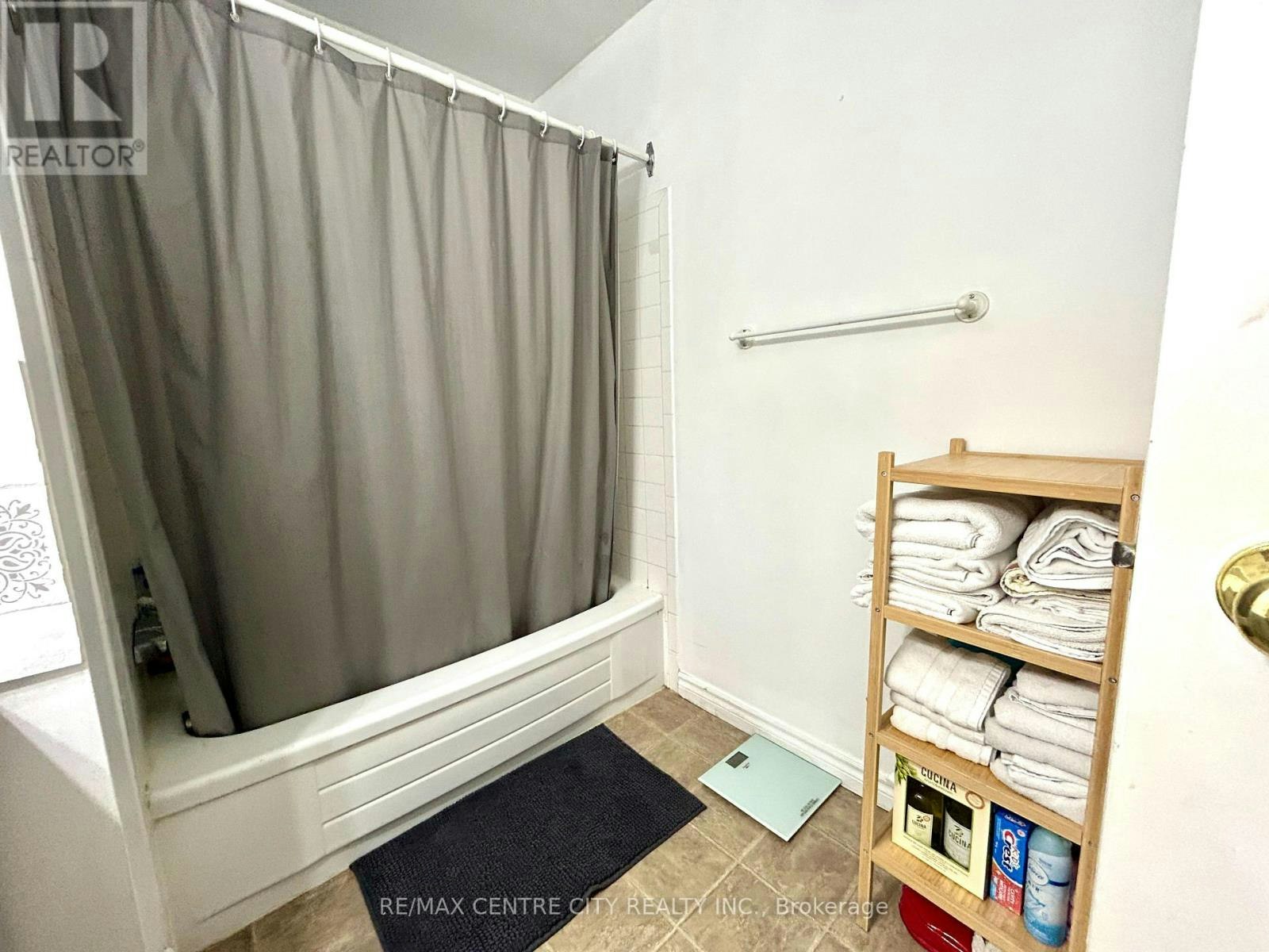 100-70 Fiddlers Green Road, London, ON, N6H 4R4 - 11