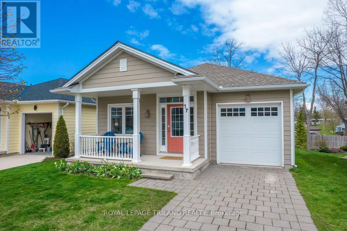 17 Village Gate, Lambton Shores, ON, N0M 1T0