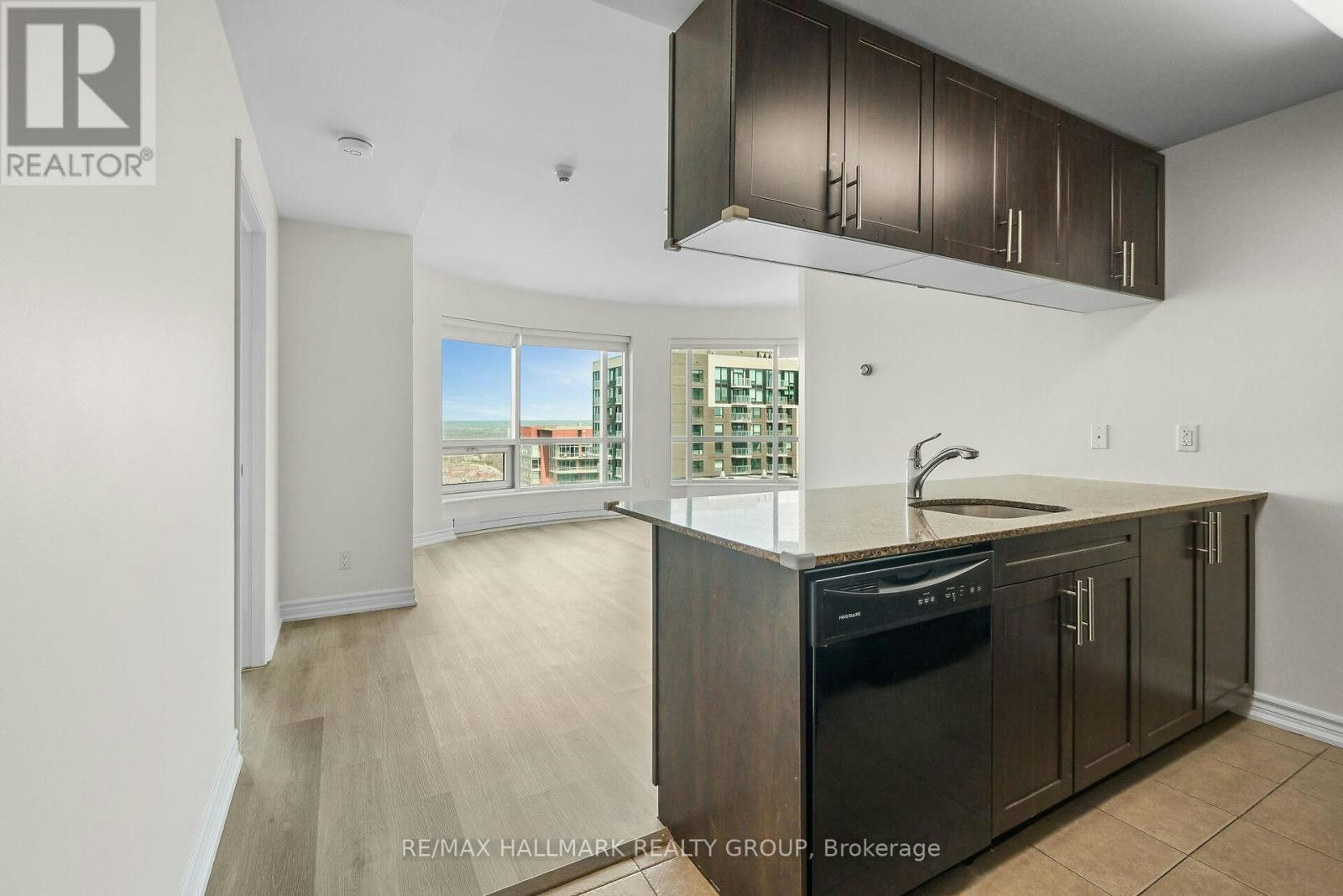 2404-234 Rideau Street, Ottawa, ON, K1N 0A9 - 11