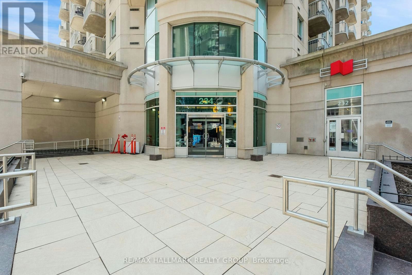 2404-234 Rideau Street, Ottawa, ON, K1N 0A9 - 5
