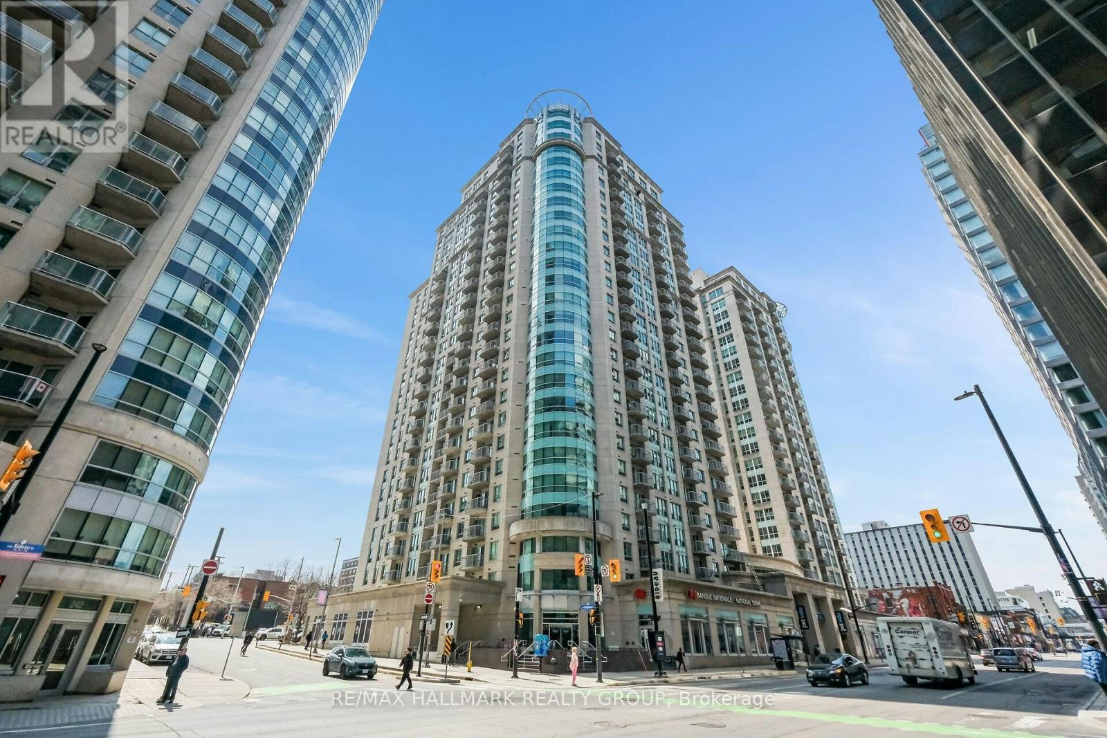 2404-234 Rideau Street, Ottawa, ON, K1N 0A9 - 4