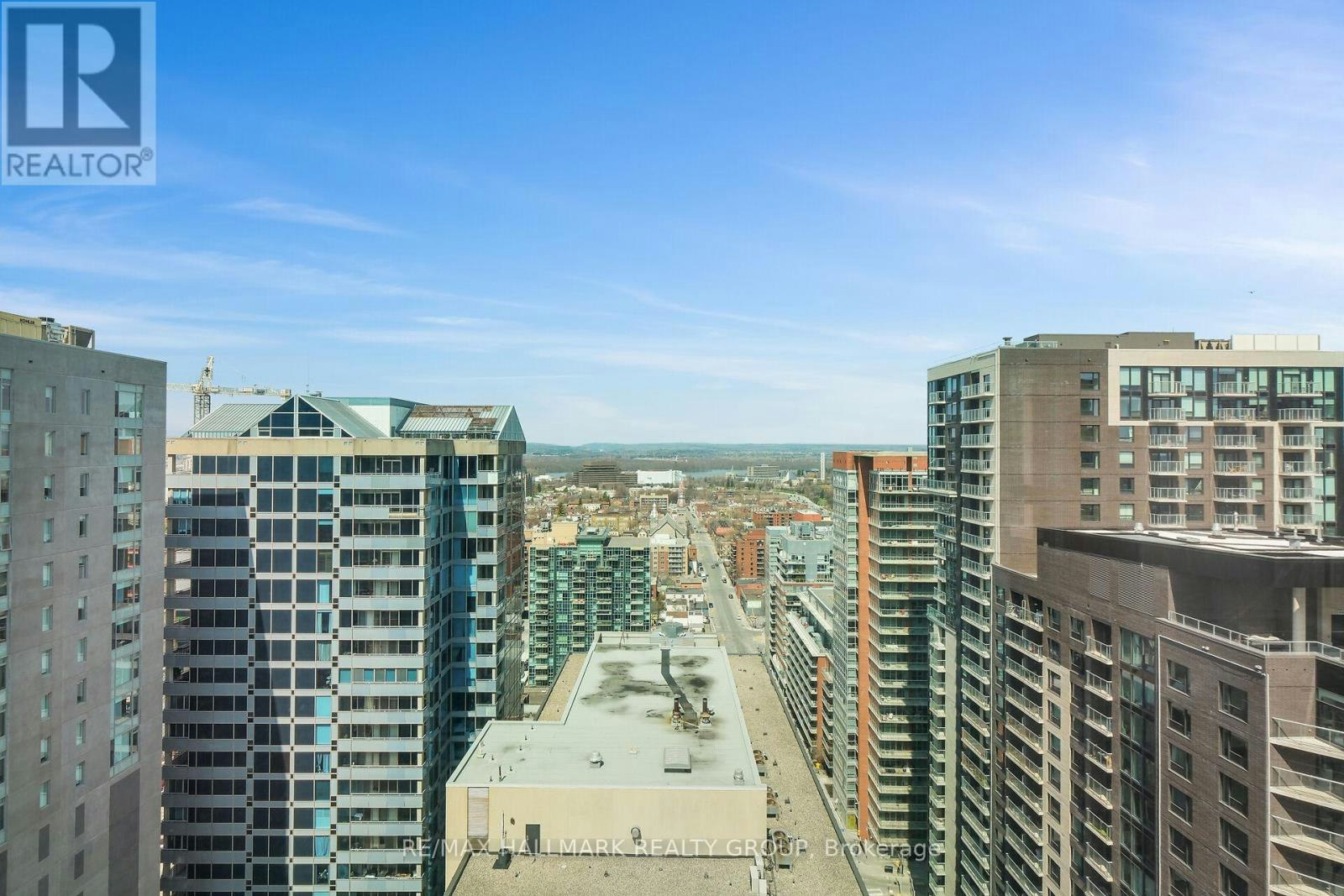 2404-234 Rideau Street, Ottawa, ON, K1N 0A9 - 2