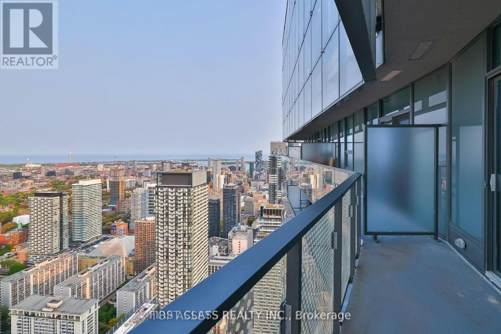 6012-11 Wellesley Street W, Toronto, ON, M4Y 0G4 - 16