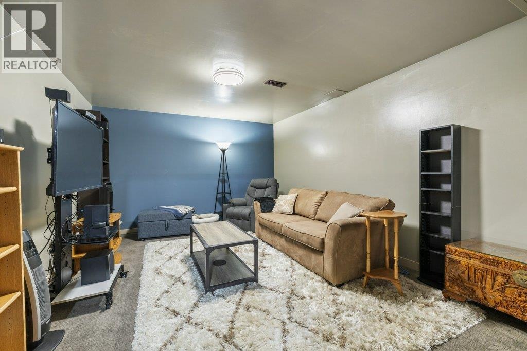 8-1873 Parkview Crescent, Kelowna, BC, V1X 7G7 - 34
