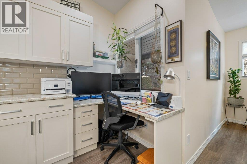 8-1873 Parkview Crescent, Kelowna, BC, V1X 7G7 - 5