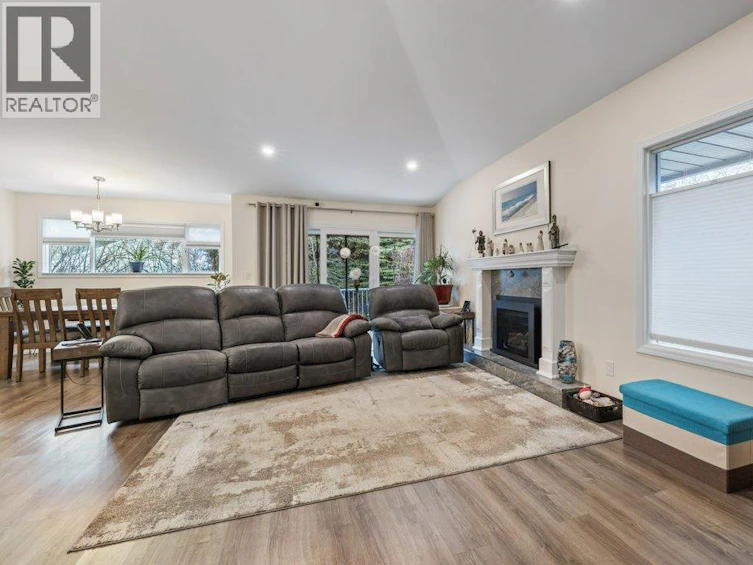 8-1873 Parkview Crescent, Kelowna, BC, V1X 7G7 - 9