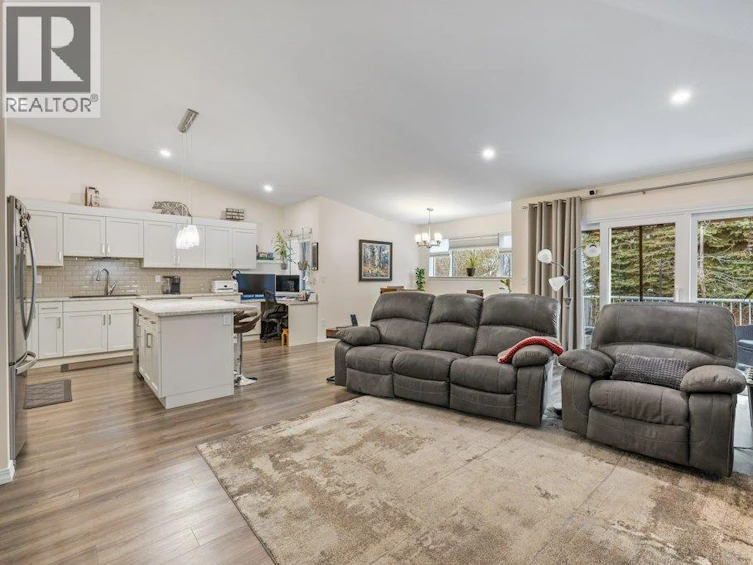 8-1873 Parkview Crescent, Kelowna, BC, V1X 7G7 - 10