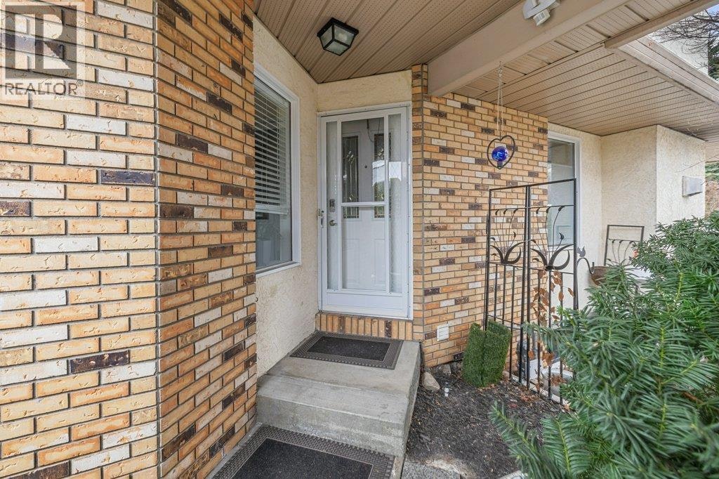 8-1873 Parkview Crescent, Kelowna, BC, V1X 7G7 - 37