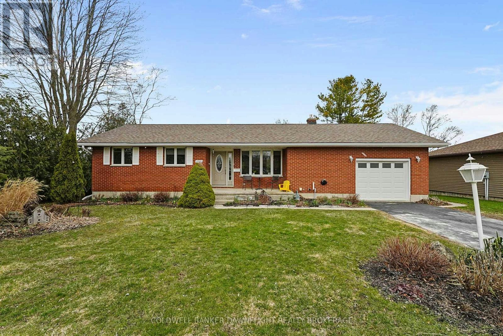 33960 Queen Street, Bluewater, ON, N0M 2T0