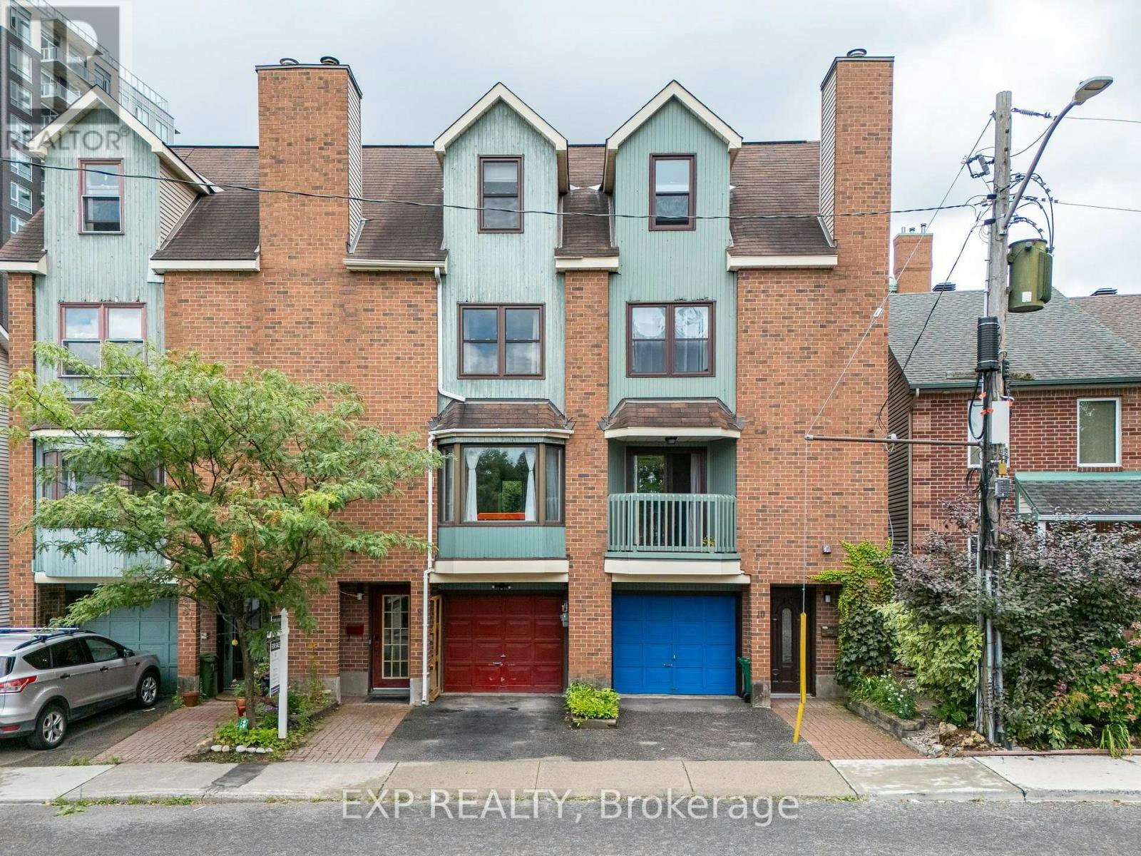 8 Maclean Street, Ottawa, ON, K1S 3E9