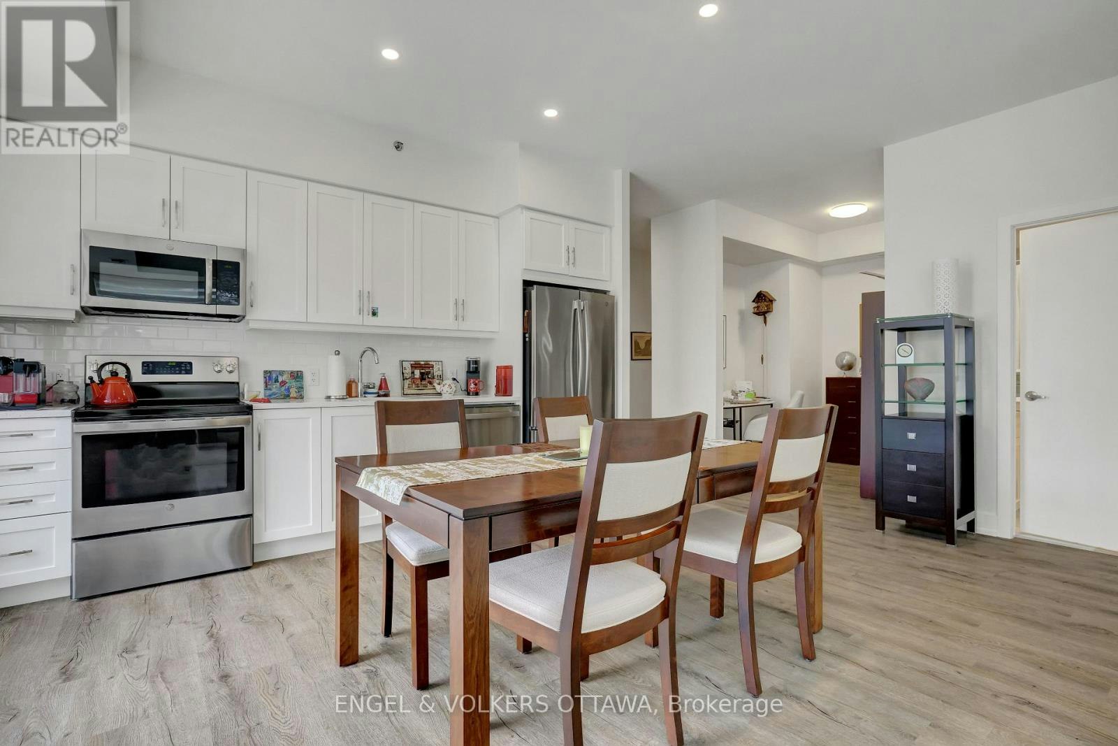 210-280 Crichton Street, Ottawa, ON, K1M 1W4 - 17