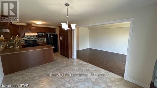 926 Grenfell Drive, London, ON, N5X 4R8 - 5