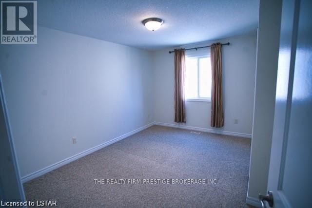 926 Grenfell Drive, London, ON, N5X 4R8 - 12