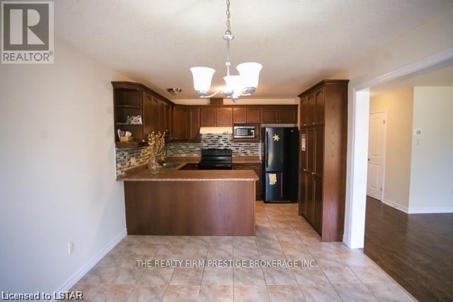 926 Grenfell Drive, London, ON, N5X 4R8 - 6