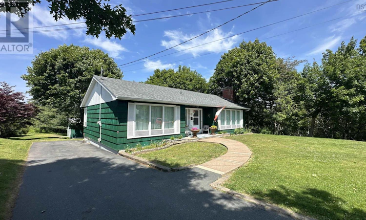 63 Lane Avenue