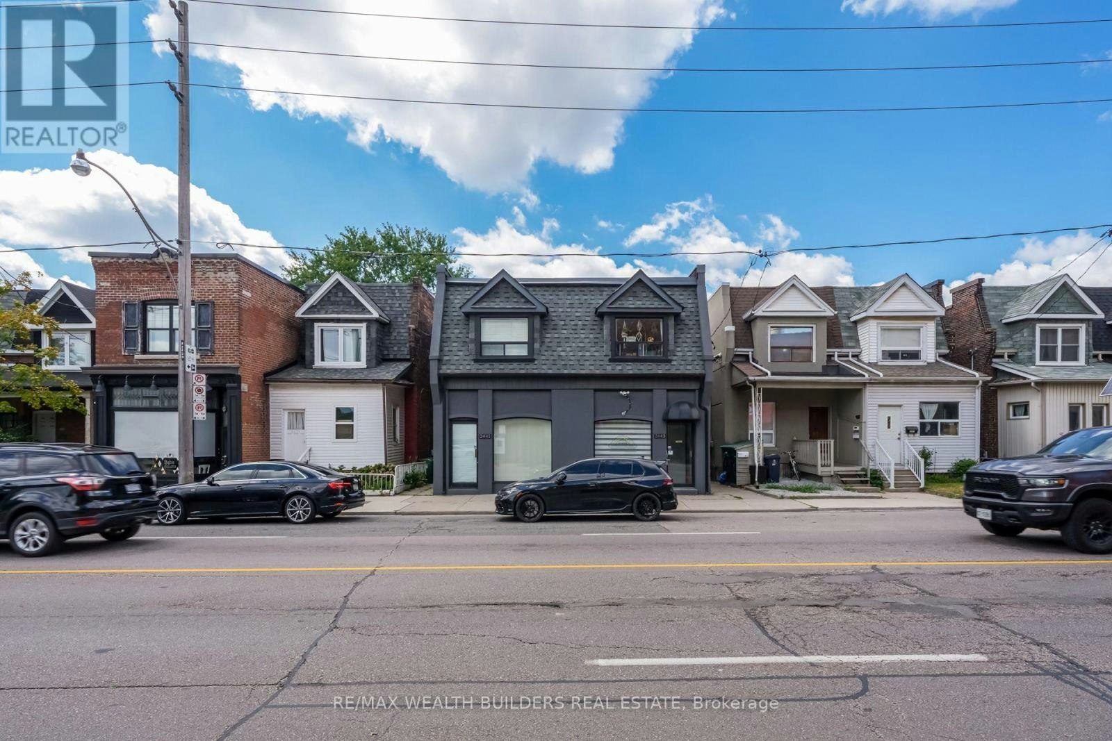 UPPER 2-2443 Dundas Street W, Toronto, ON, M6P 1X3 - 21