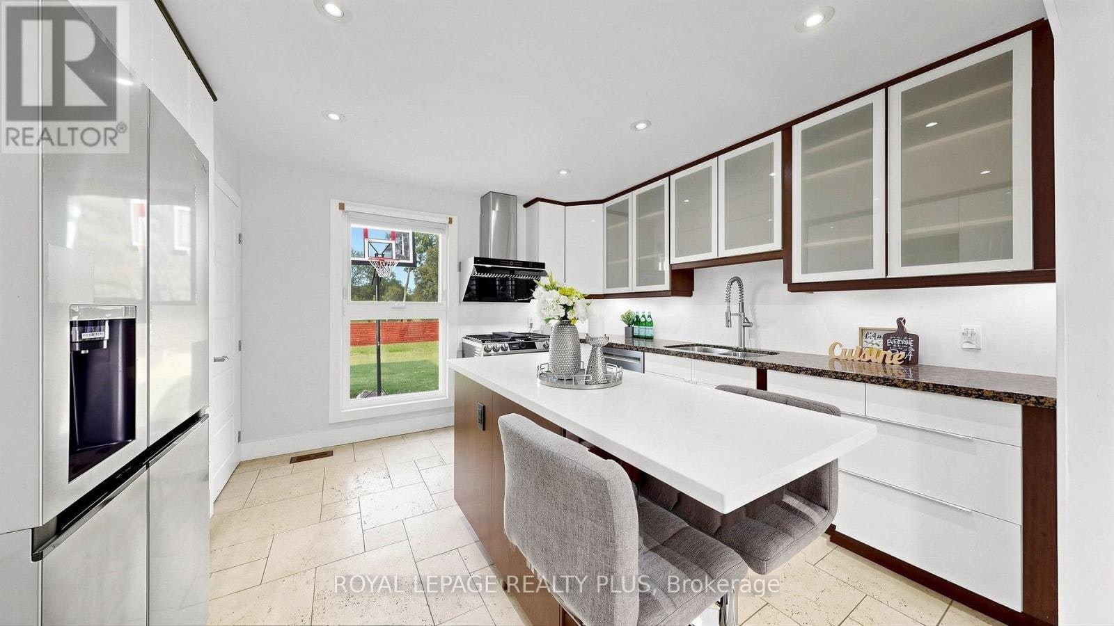 285 Bronte Road, Oakville, ON, L6L 3C5 - 5