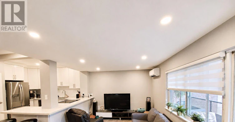 203-15 Elizabeth Street N, Mississauga, ON, L5G 2Z3 - 11