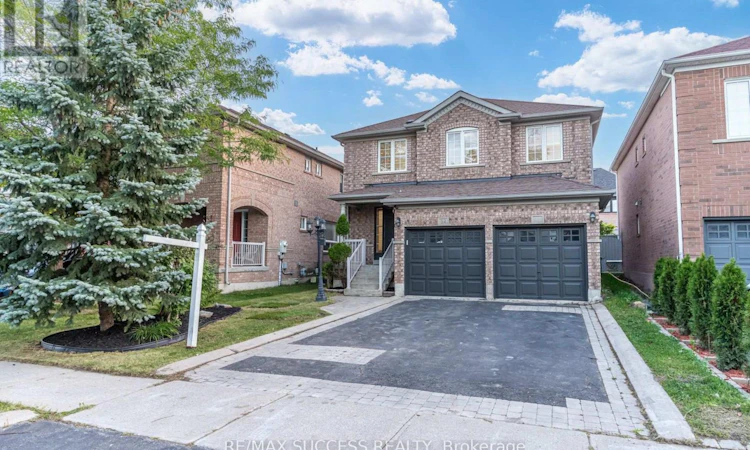 54 Ferncroft Place
