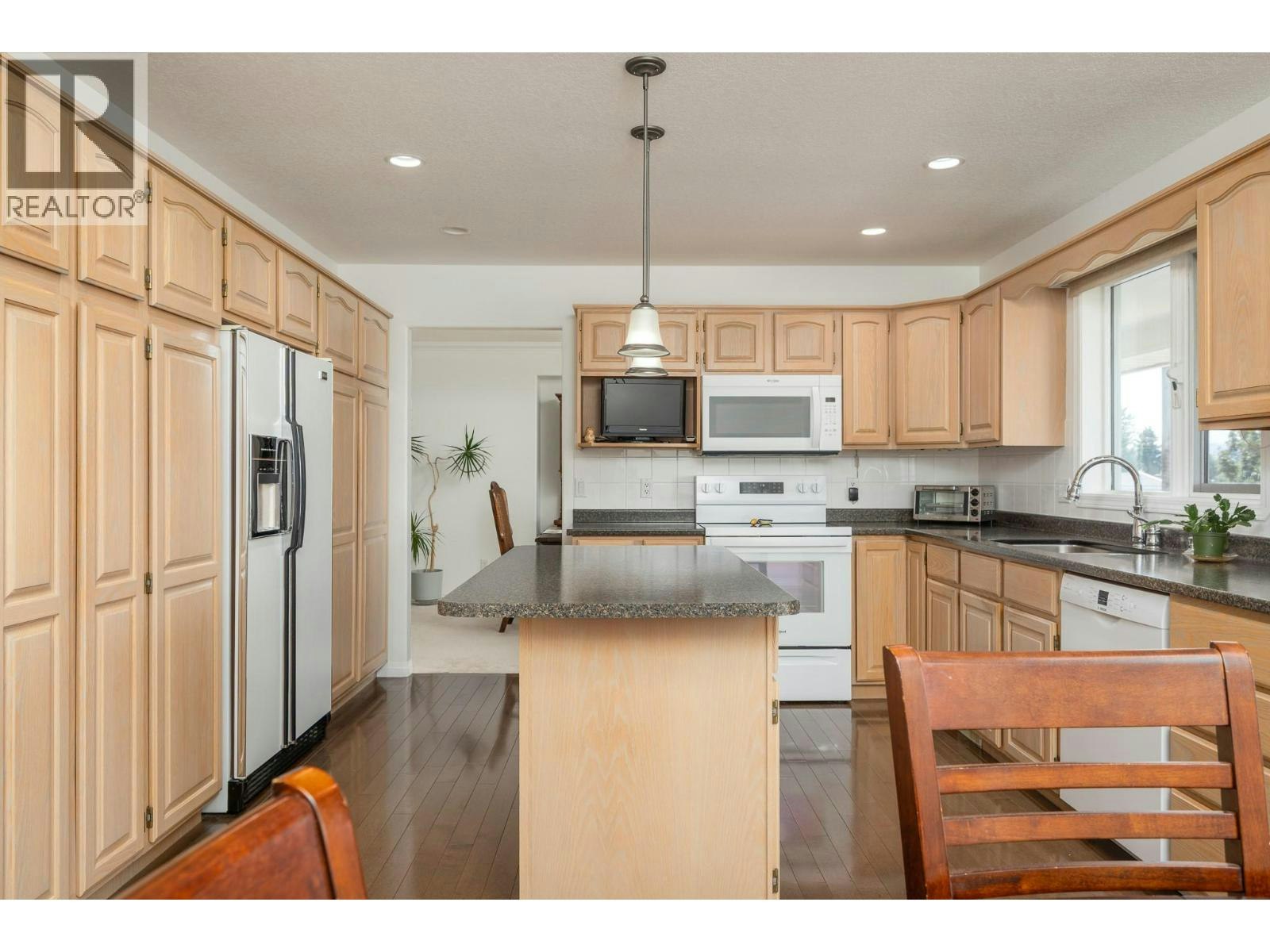 3912 Cascade Drive, Vernon, BC, V1T 9E7 - 13