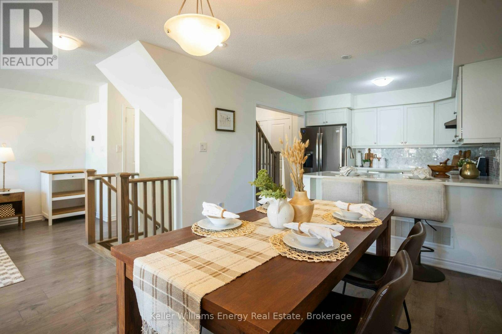 104 Howe Avenue, Toronto, ON, M1C 0J4