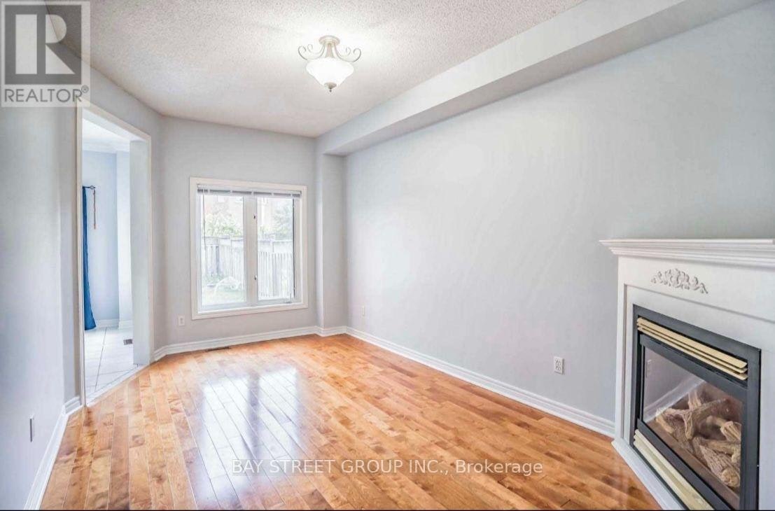 43 Avenida Street, Markham, ON, L3S 4J6 - 4