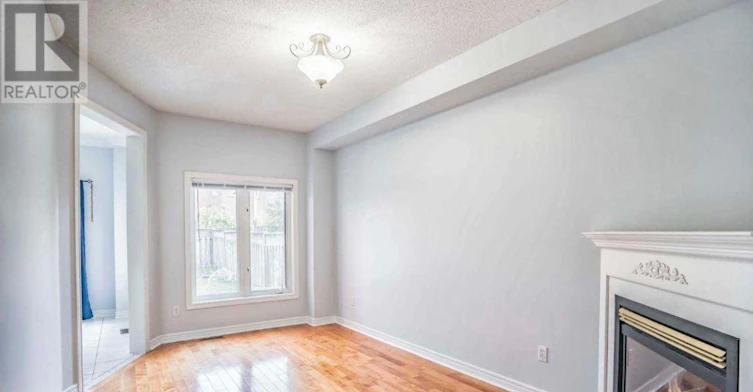 43 Avenida Street, Markham, ON, L3S 4J6 - 4