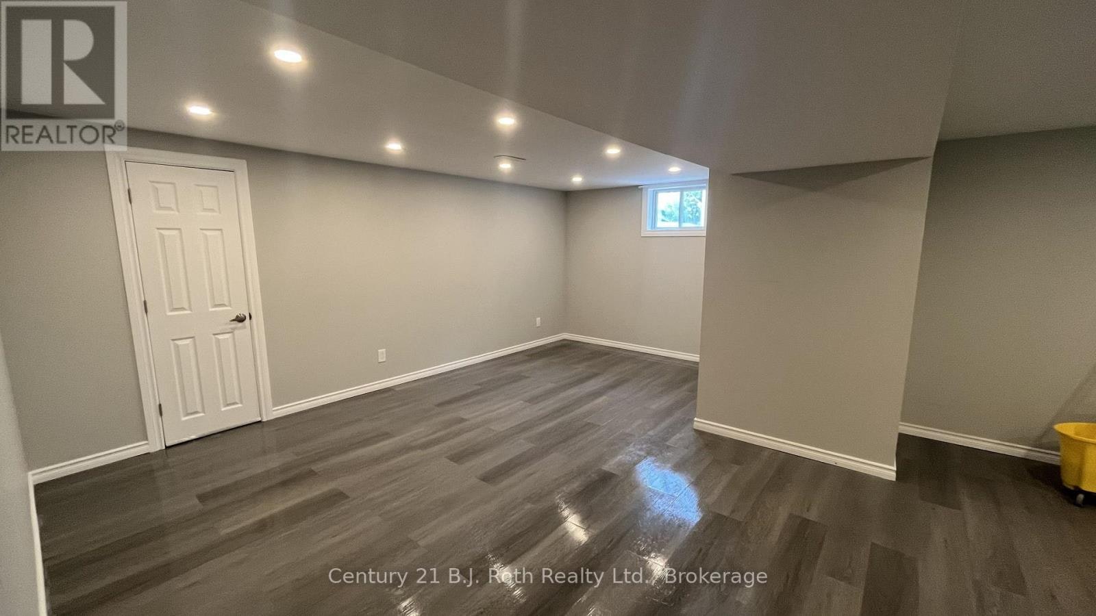 LOWER-687 Victoria Street, Midland, ON, L4R 1A9 - 4