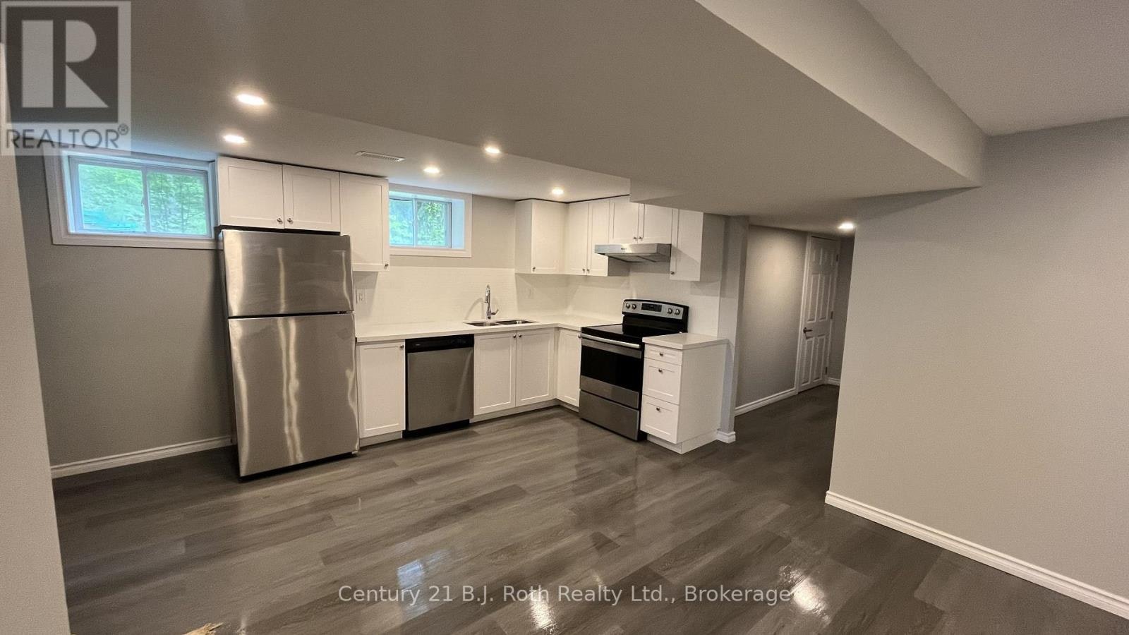 LOWER-687 Victoria Street, Midland, ON, L4R 1A9 - 3