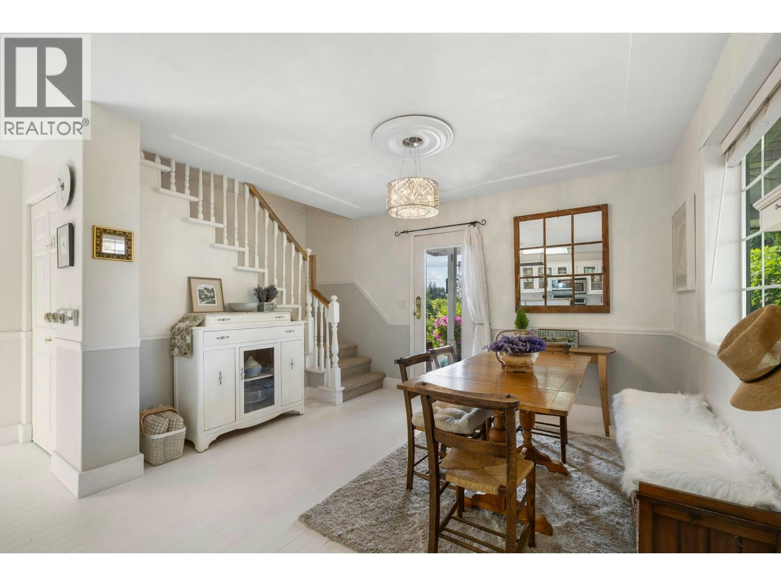 987 Garland Street, Kelowna, BC, V1Y 3M9 - 7