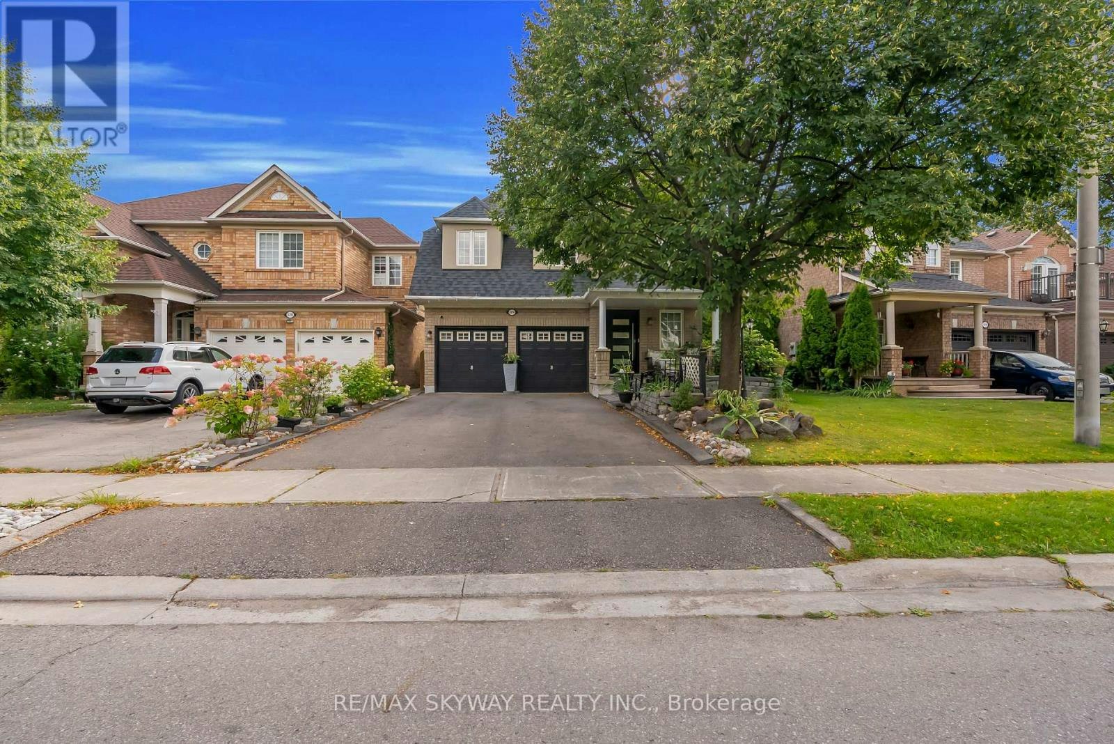 6214 Miriam Way, Mississauga, ON, L5N 8J6