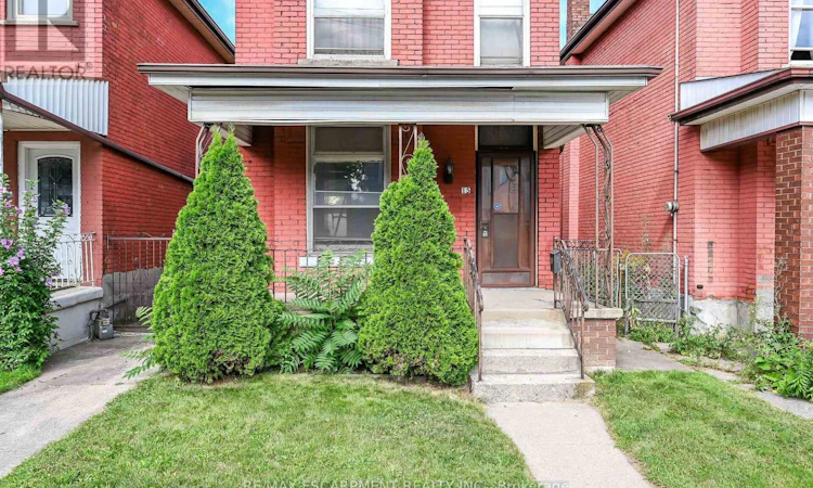 15 Kinrade Avenue