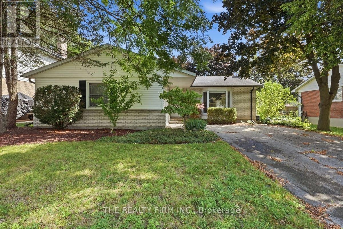 20 Lynngate Court, London, ON, N6K 1S4
