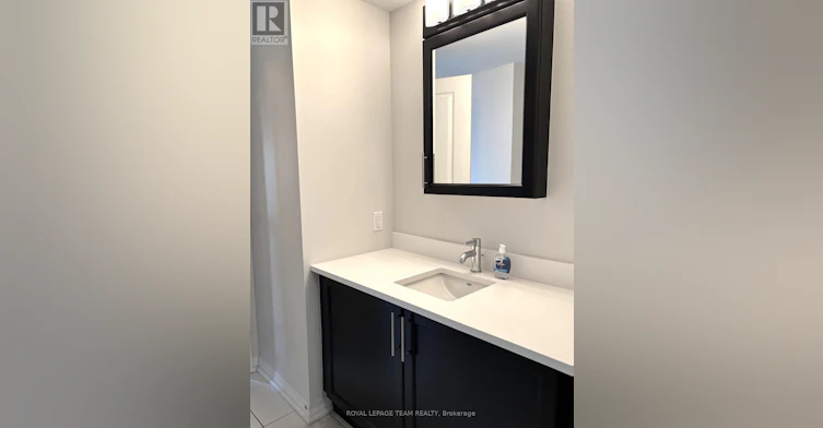2401-195 Besserer Street, Ottawa, ON, K1N 0B6 - 13