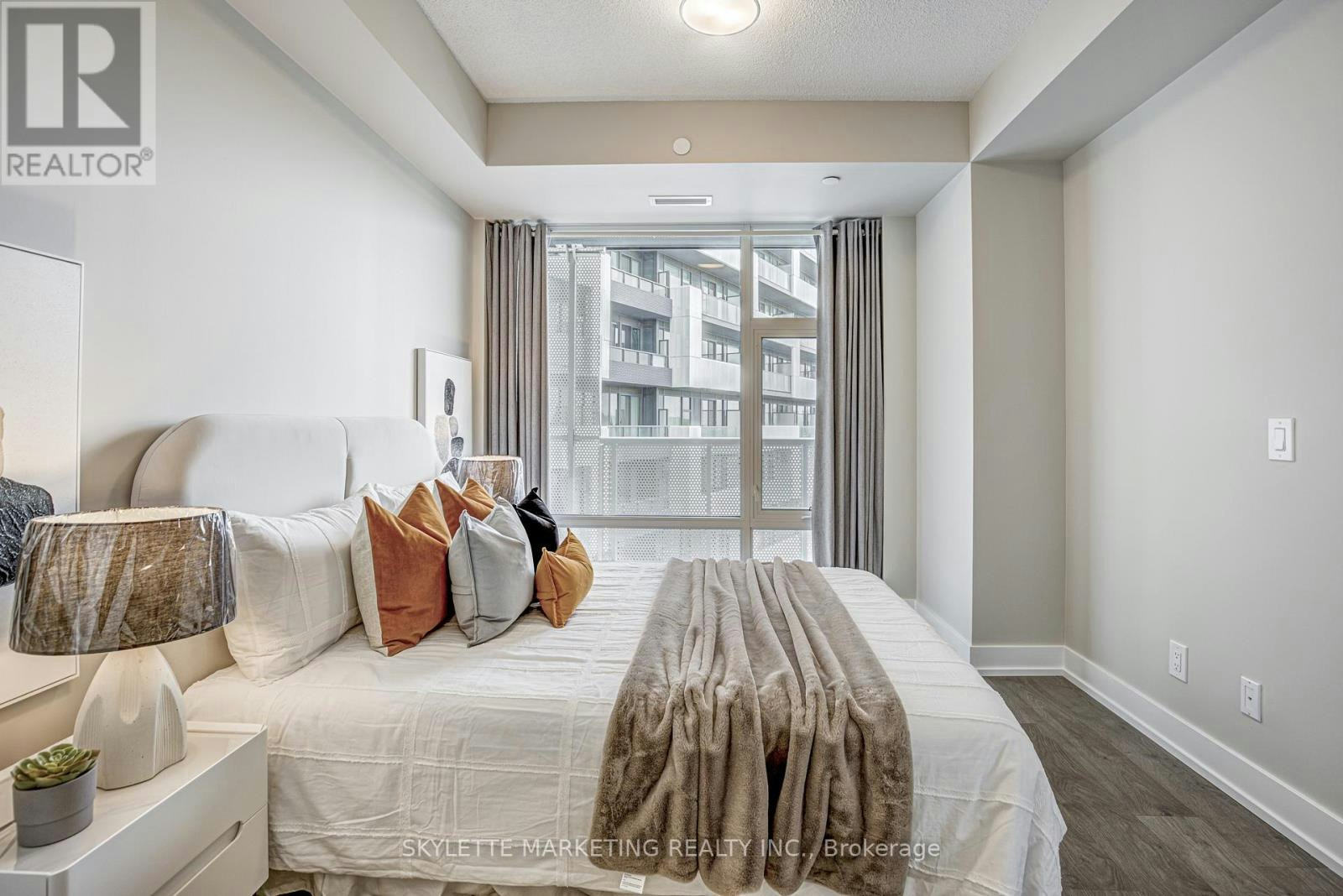 861-25 Adra Grado Way, Toronto, ON, M2J 0H6 - 25