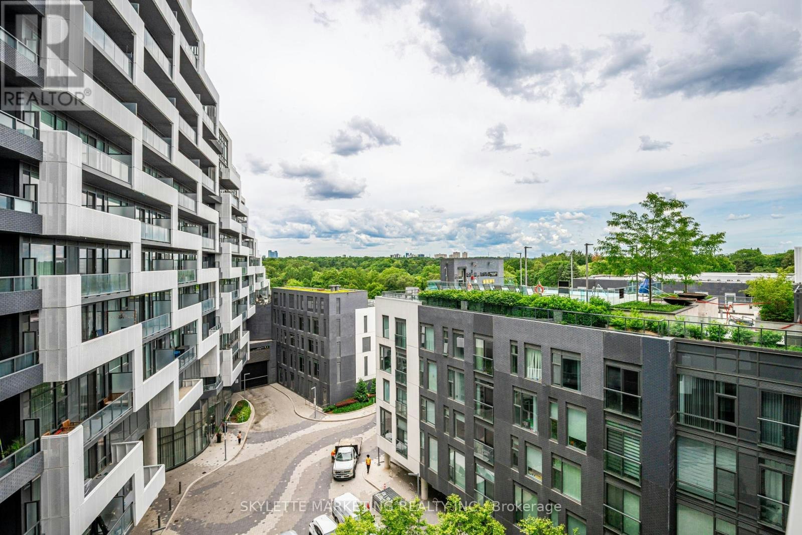 861-25 Adra Grado Way, Toronto, ON, M2J 0H6 - 31