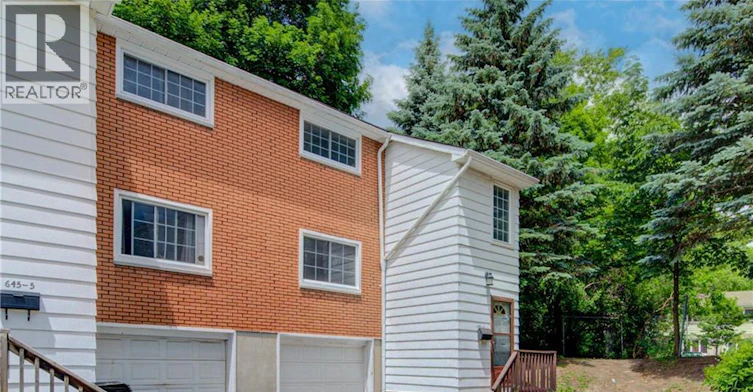 6-645 Albert Street, Waterloo, ON, N2L 3V5
