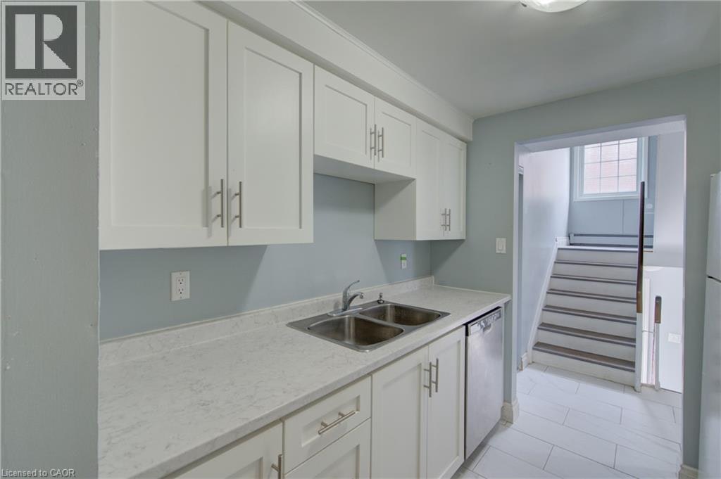 6-645 Albert Street, Waterloo, ON, N2L 3V5 - 11