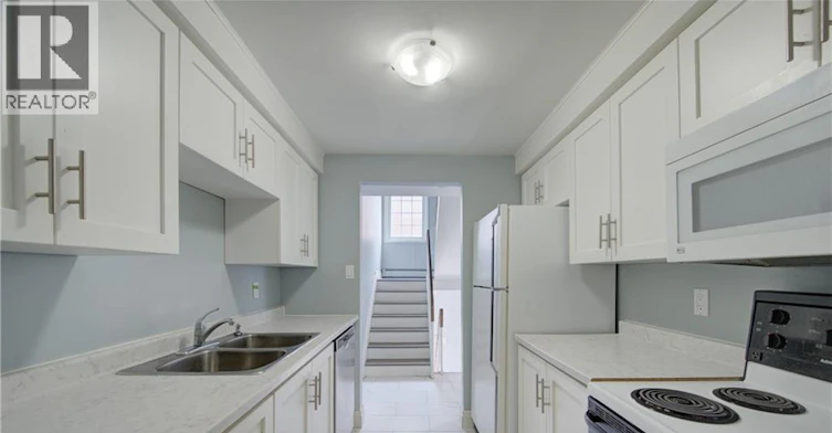 6-645 Albert Street, Waterloo, ON, N2L 3V5 - 9
