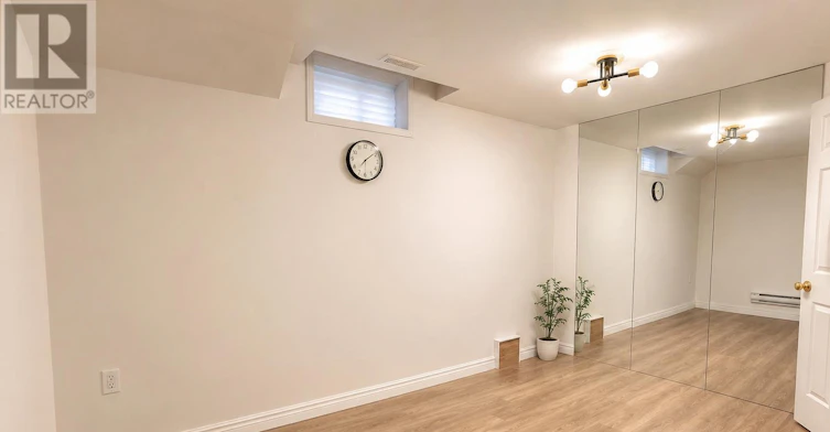 BASEMENT-380 Bartholomew Drive, Newmarket, ON, L3X 2E7