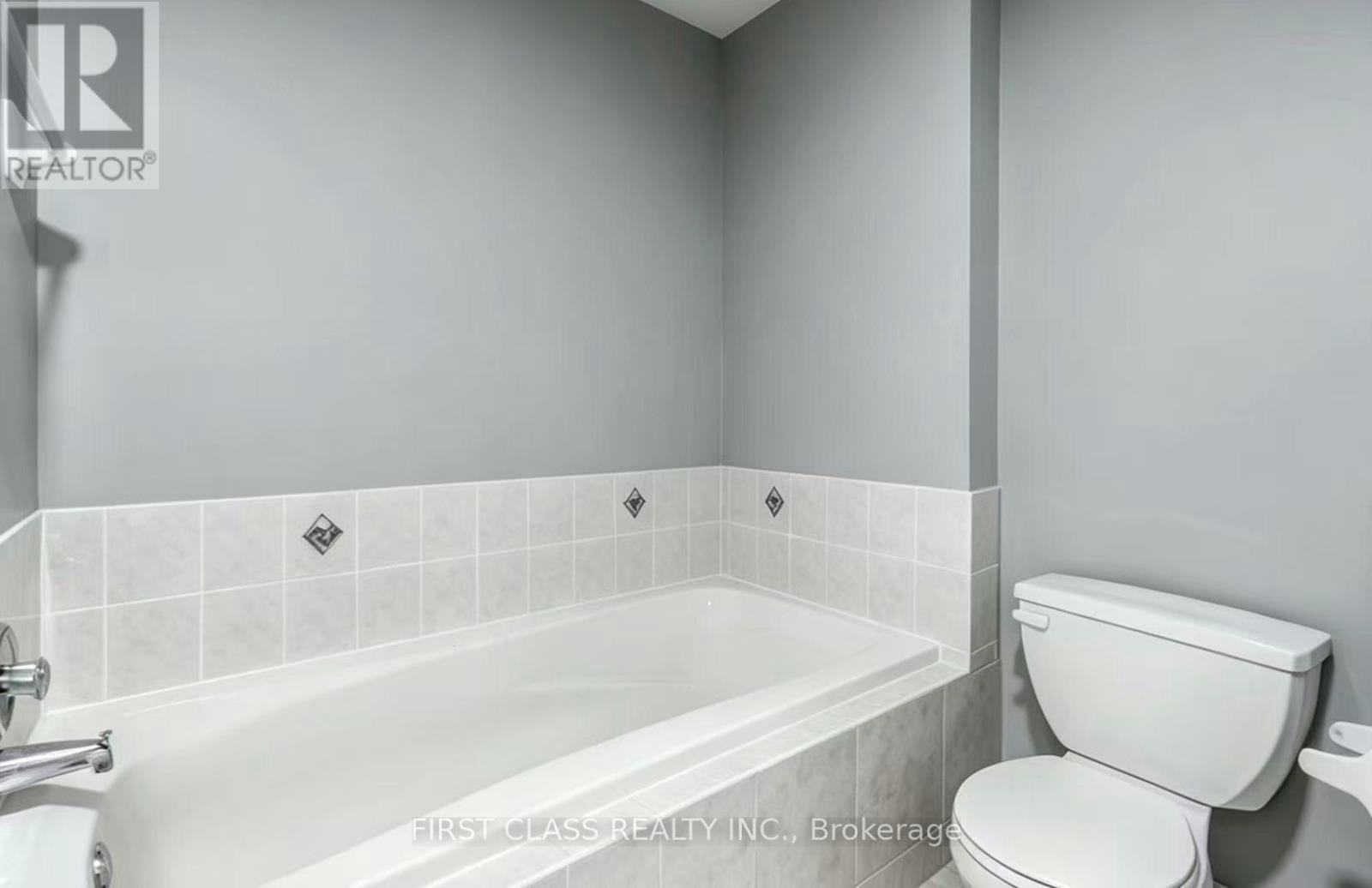 77 Sunway Square, Markham, ON, L3P 7X5 - 9