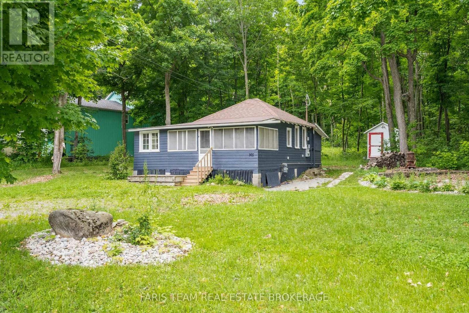365 Robins Point Road, Tay, ON, L0K 2A0
