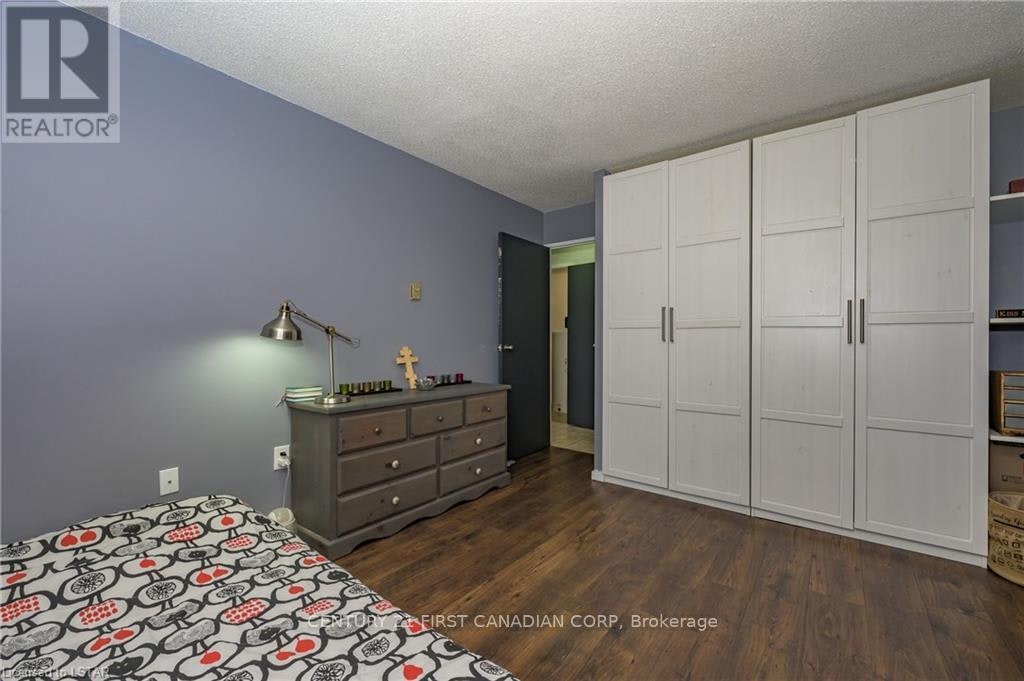 402-135 Baseline Road W, London, ON, N6J 4W4 - 11