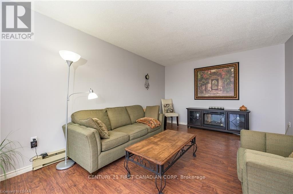 402-135 Baseline Road W, London, ON, N6J 4W4 - 6