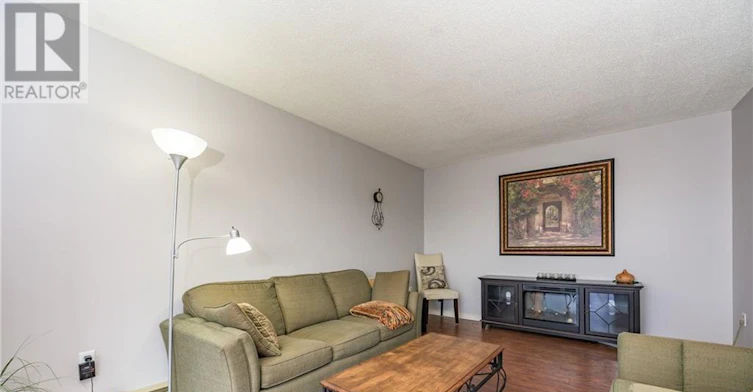 402-135 Baseline Road W, London, ON, N6J 4W4 - 6