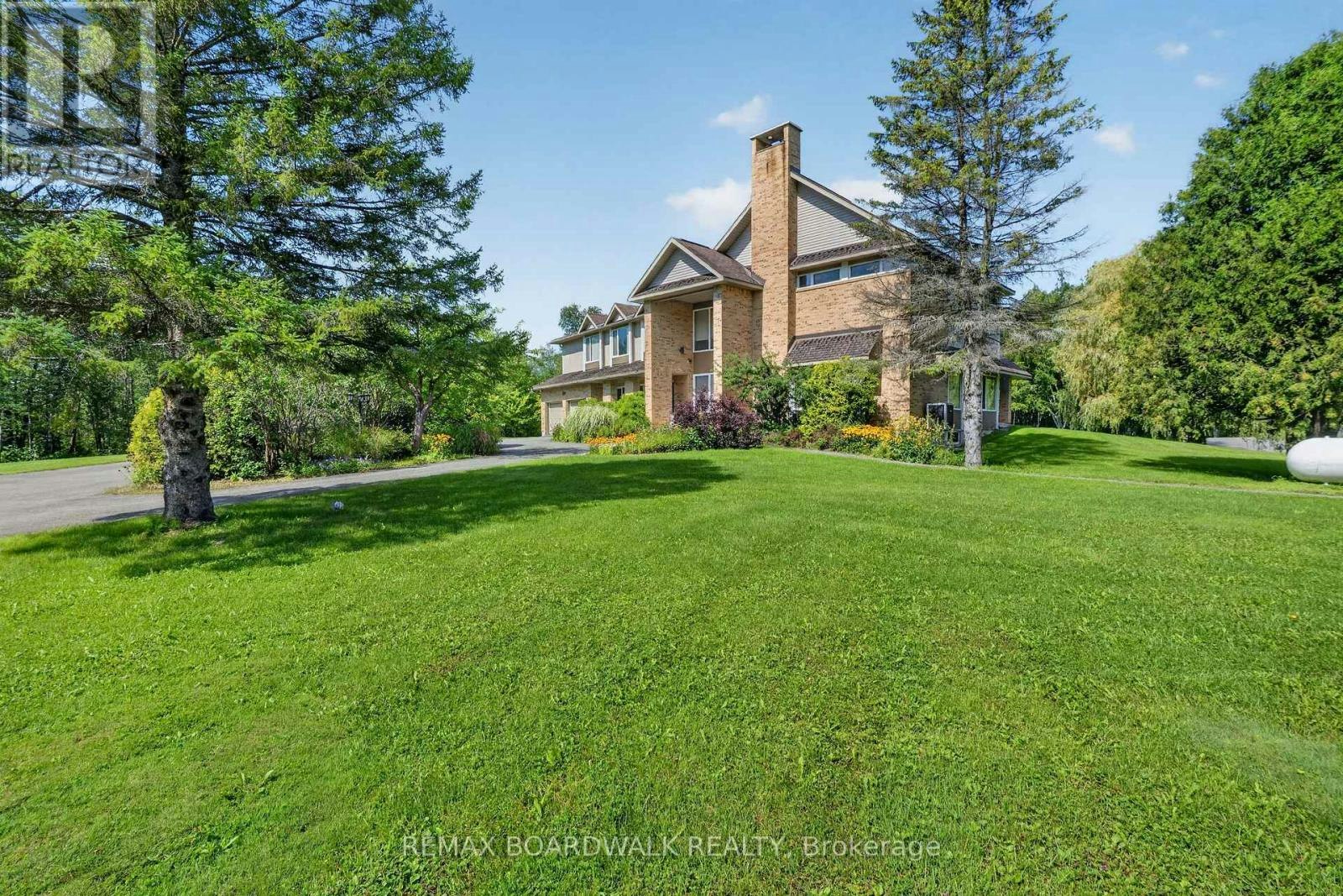 2437 Devine Road, Ottawa, ON, K0A 3H0